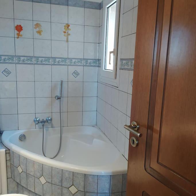 Borgo Majoca - Μονοκατοικία Σε Κυκλαδίτικο Νησί Mesi  Экстерьер фото